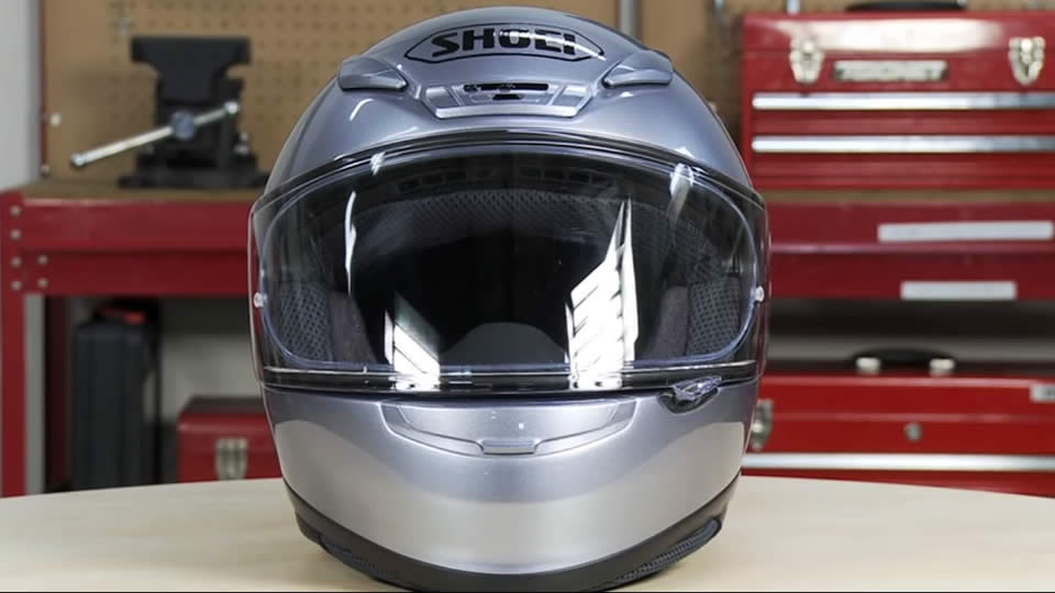 ショウエイのフルフェイス Z-7 ゼット-セブンを独自に評価 | バイク